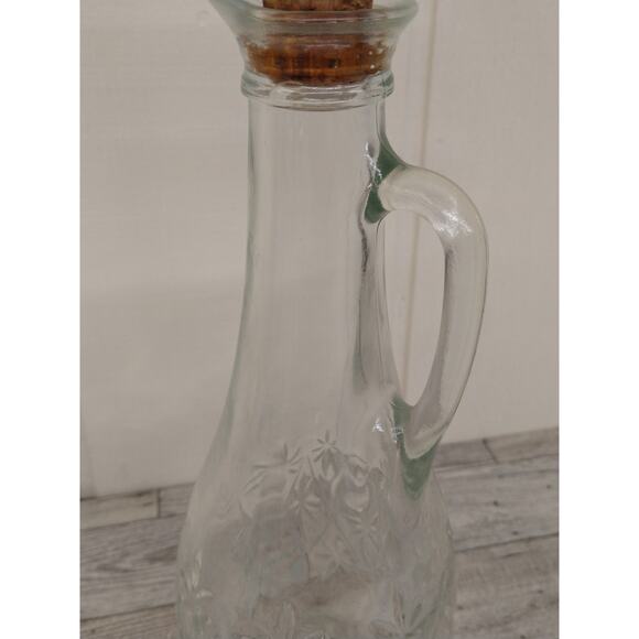 Vintage Decanter with Stopper 12" Tall Clear Cut Glass Retro 70s Star Burst (F8) - Picture 10 of 13